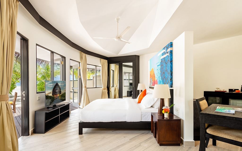 rooms-beachfront-villa