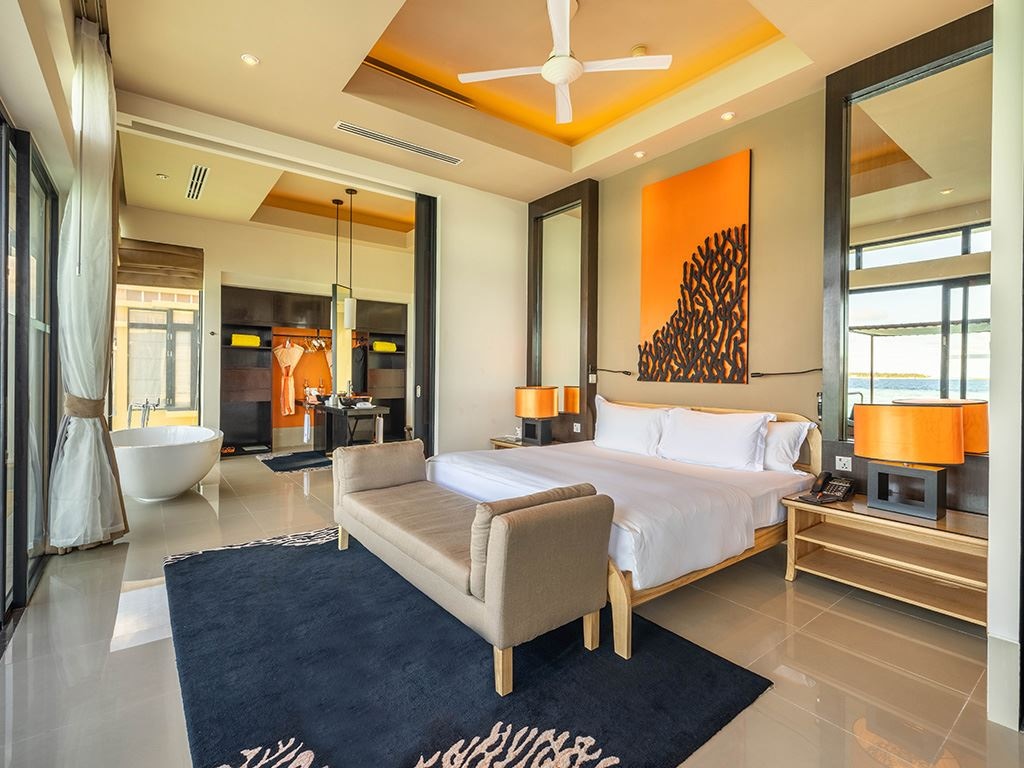 rooms-inocean-pool-villa
