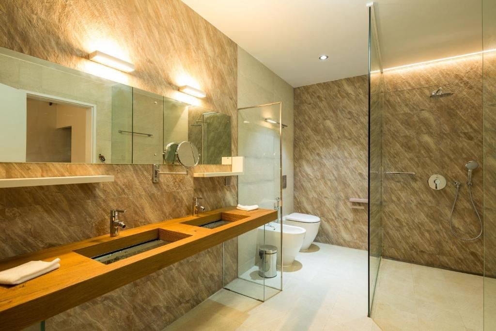 rooms-lagoon-suite-with-slide