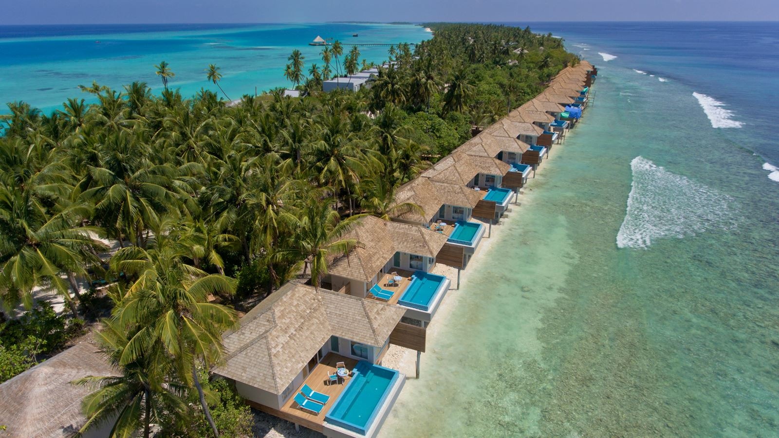 rooms-ocean-pool-villa