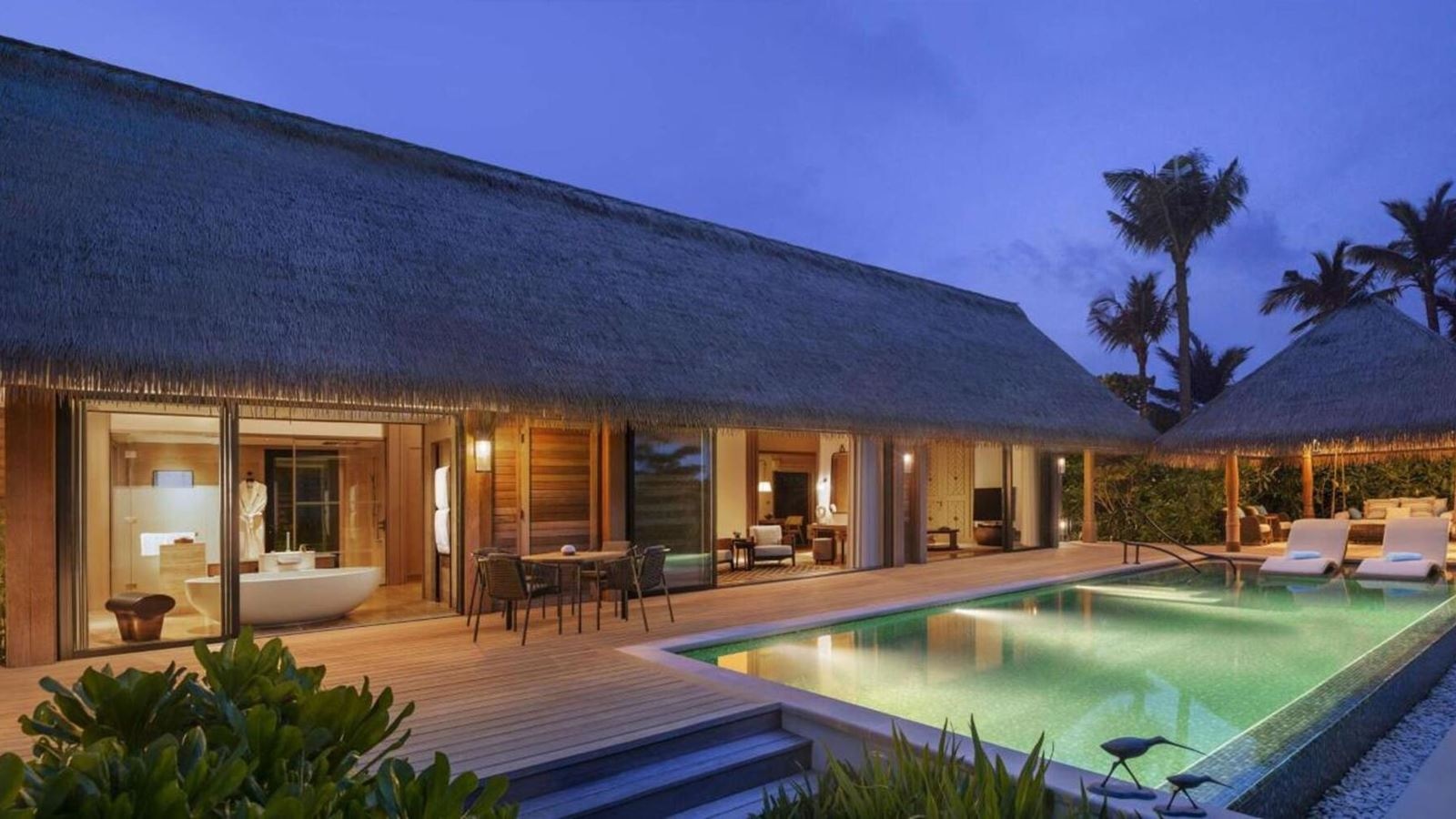 rooms-grand-beach-villa-pool