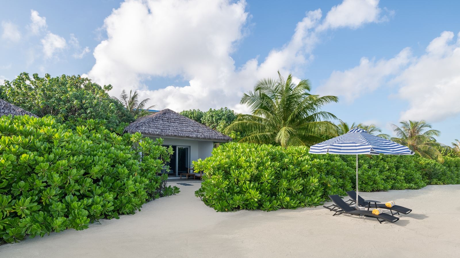 rooms-beach-villa