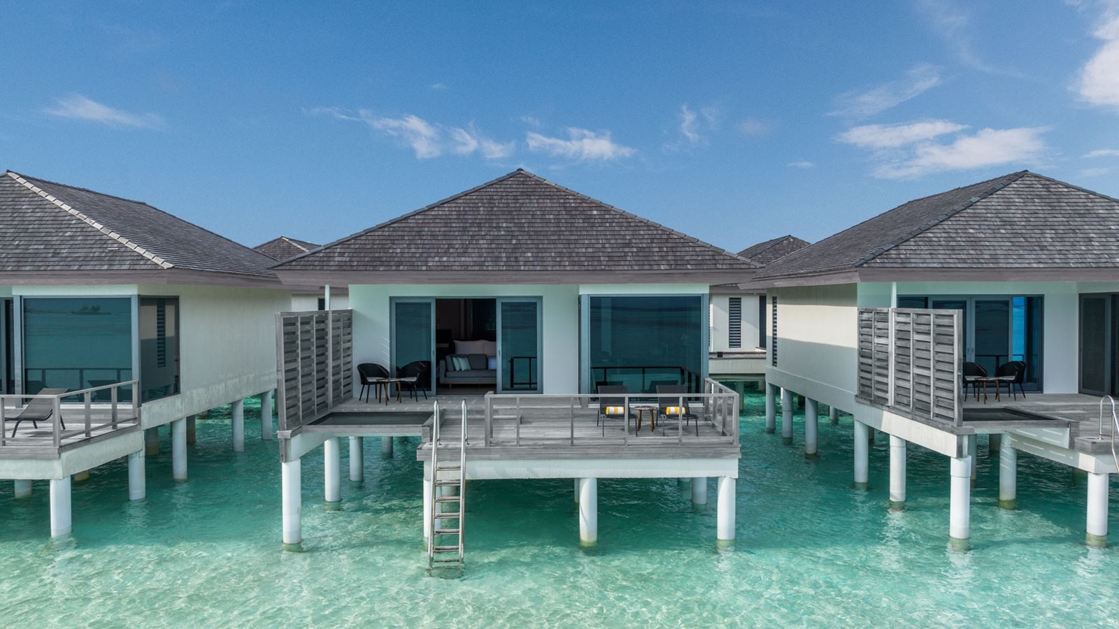 rooms-lagoon-villa