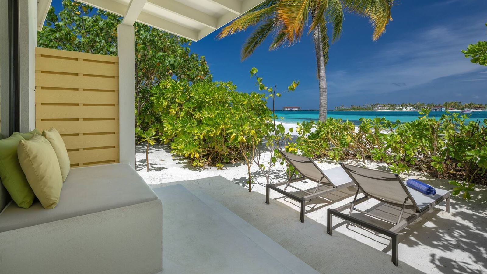 rooms-beach-villa