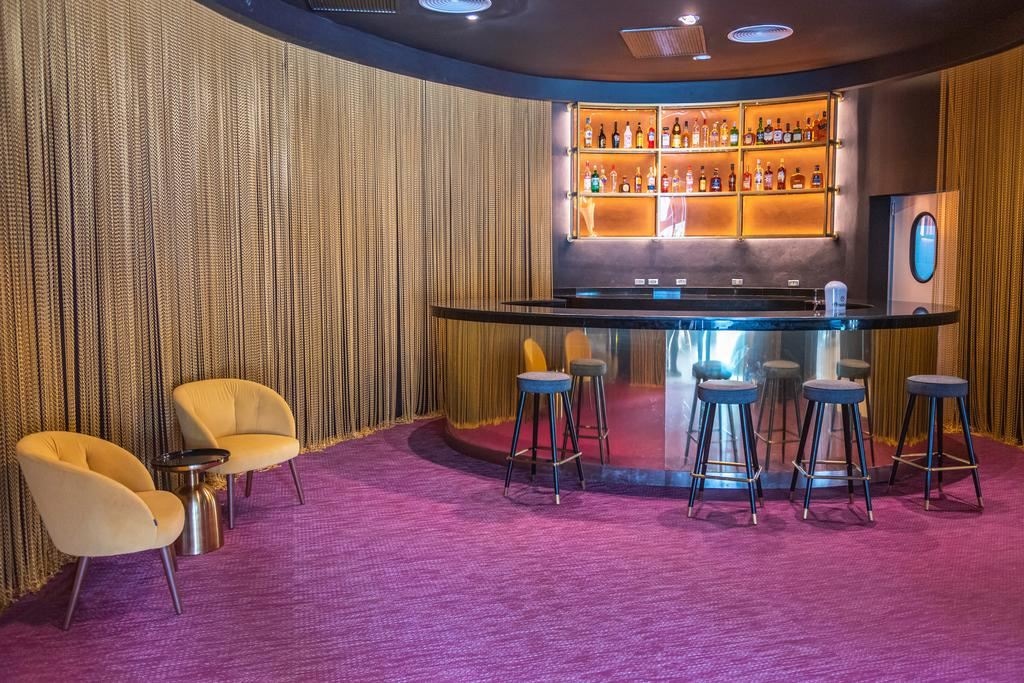 bars-theater