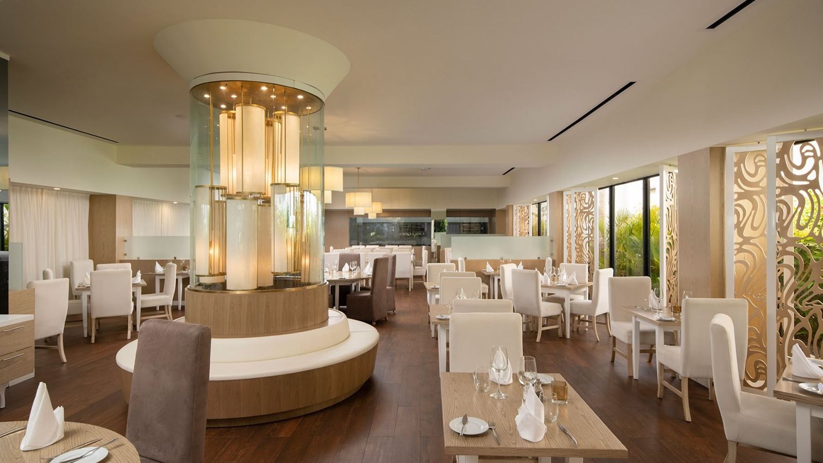 restaurants-tauro