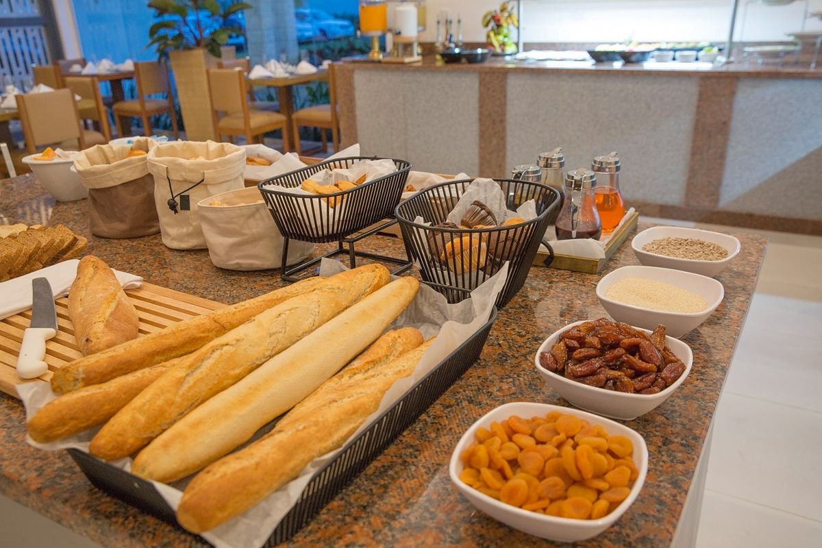 restaurants-restaurant