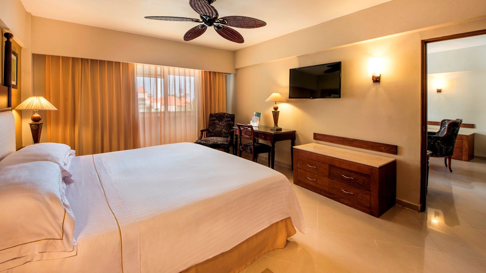 rooms-suite-premium-level