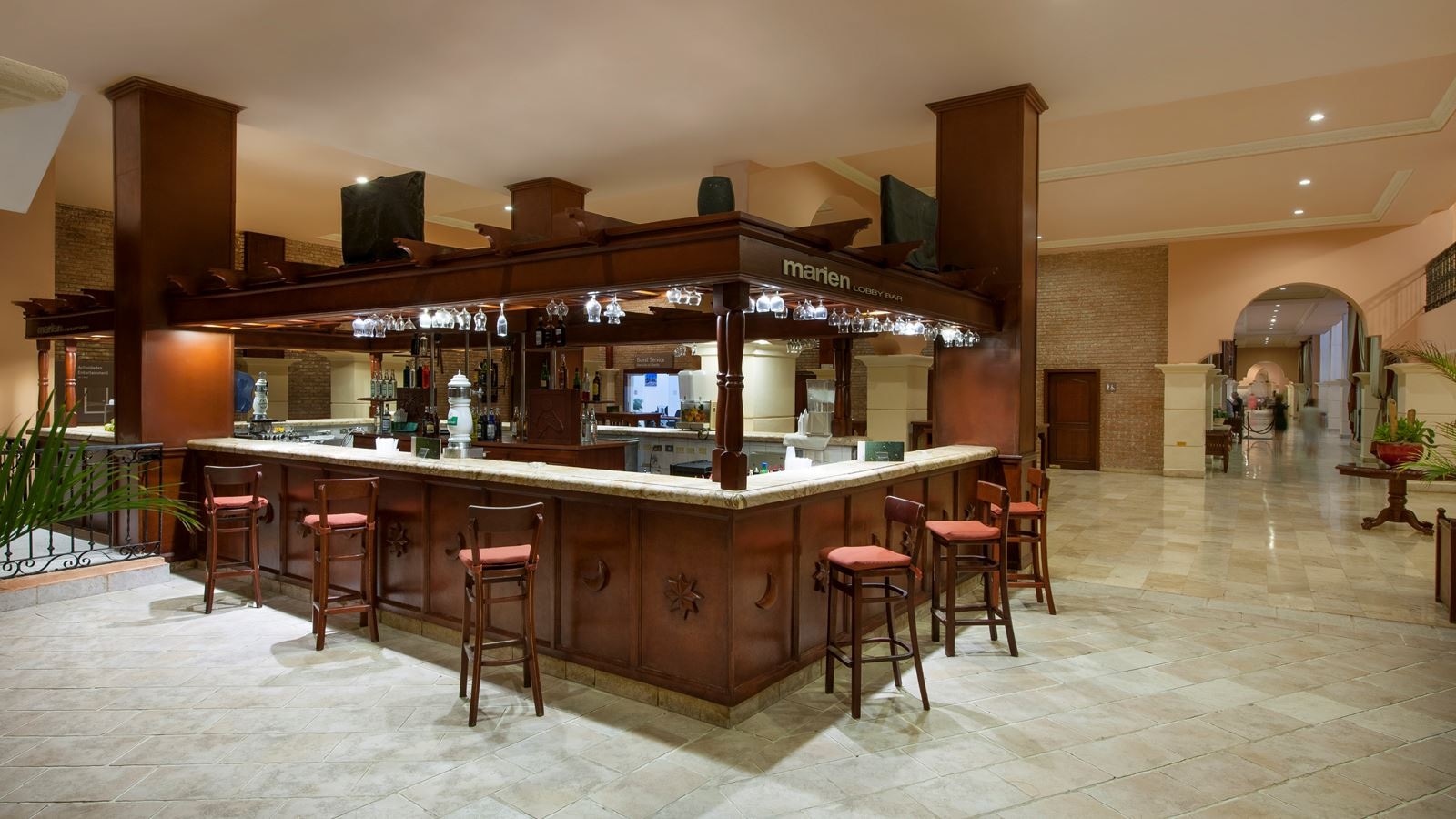 bars-lobby-bar-alhanbra