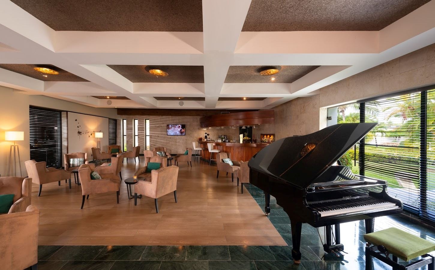 bars-piano-bar