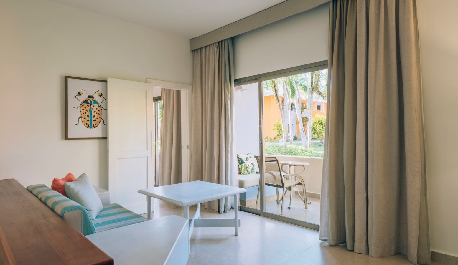 rooms-two-bedroom-family-junior-suite