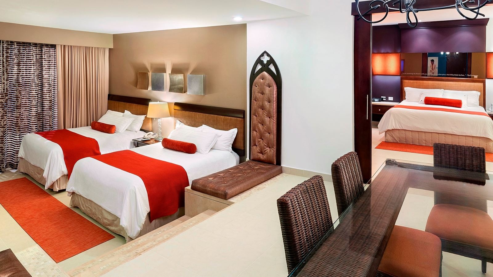 rooms-rock-family-suite-two-bedroom