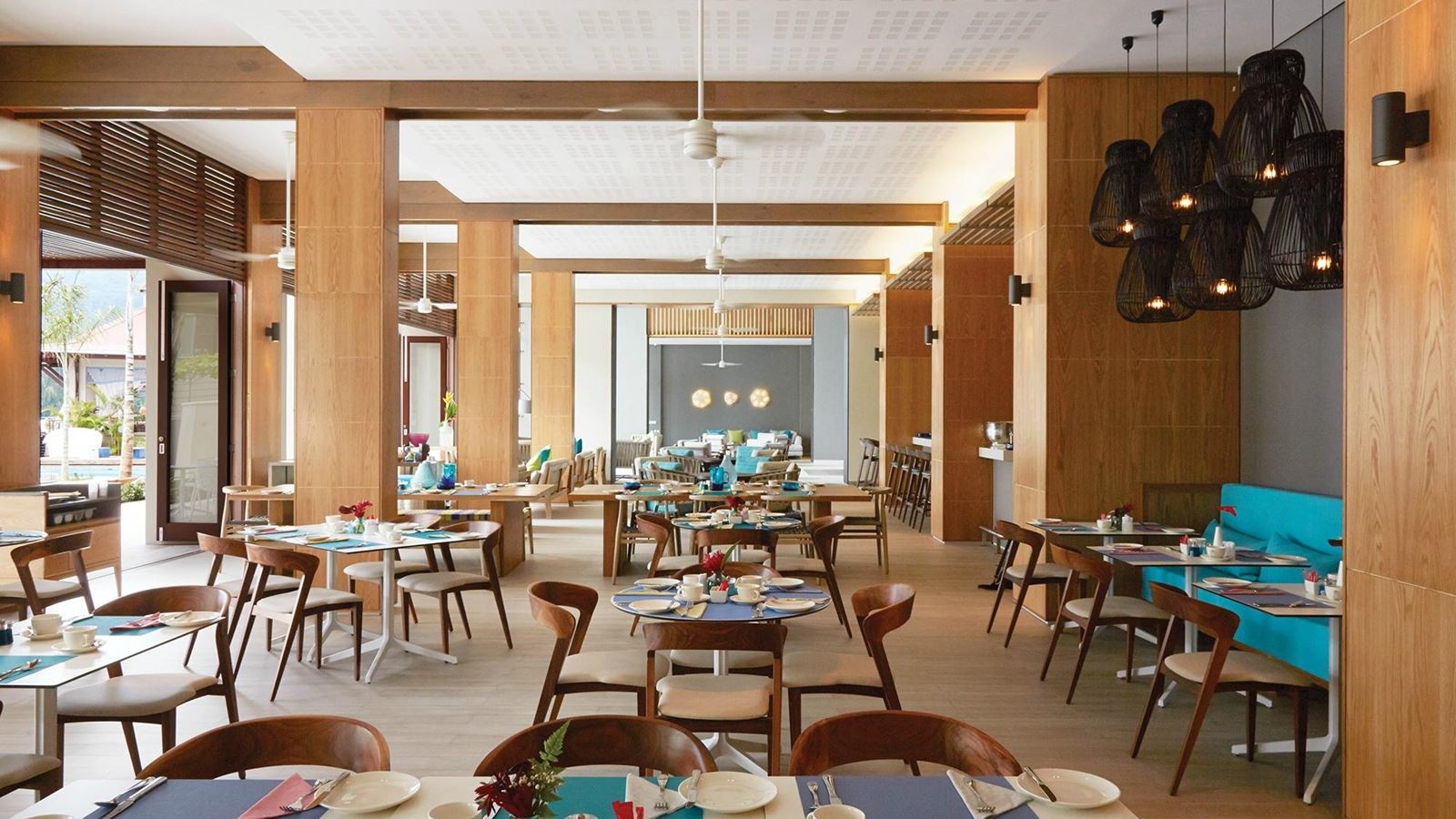 restaurants-marlin-bleu-restaurant