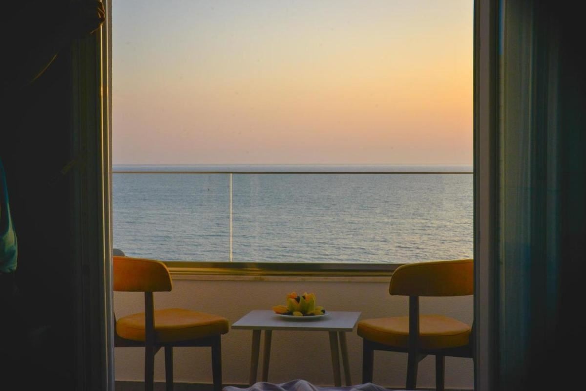 rooms-double-room-balcony