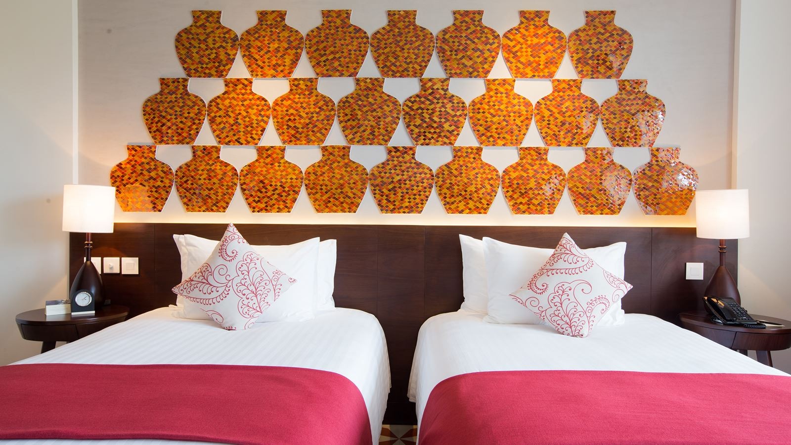 rooms-deluxe-sea-view