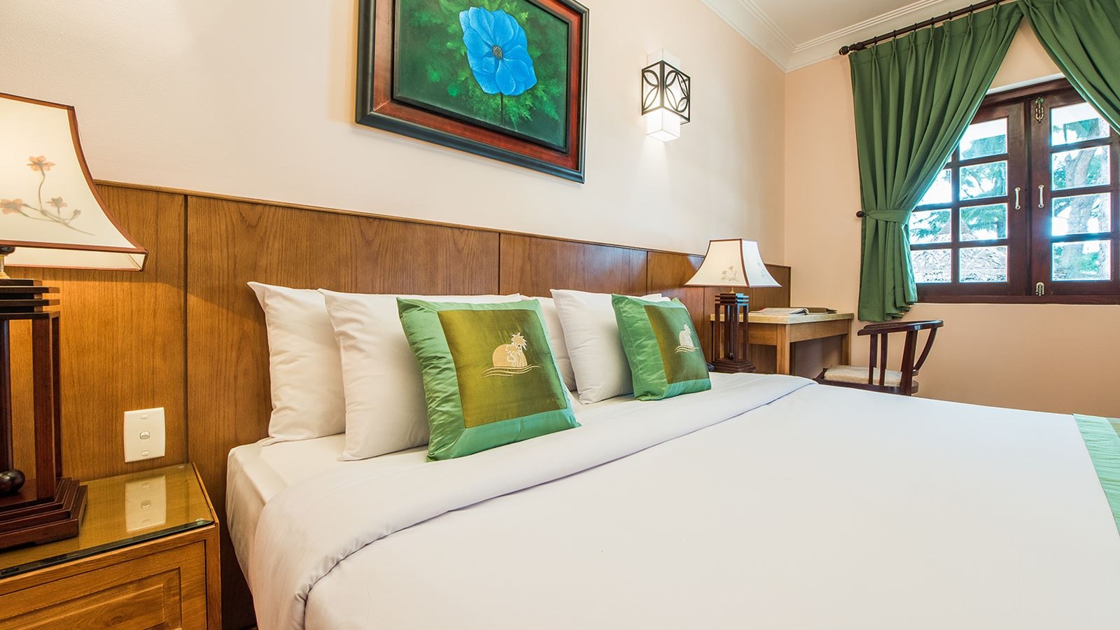 rooms-beachfront-villa-suite