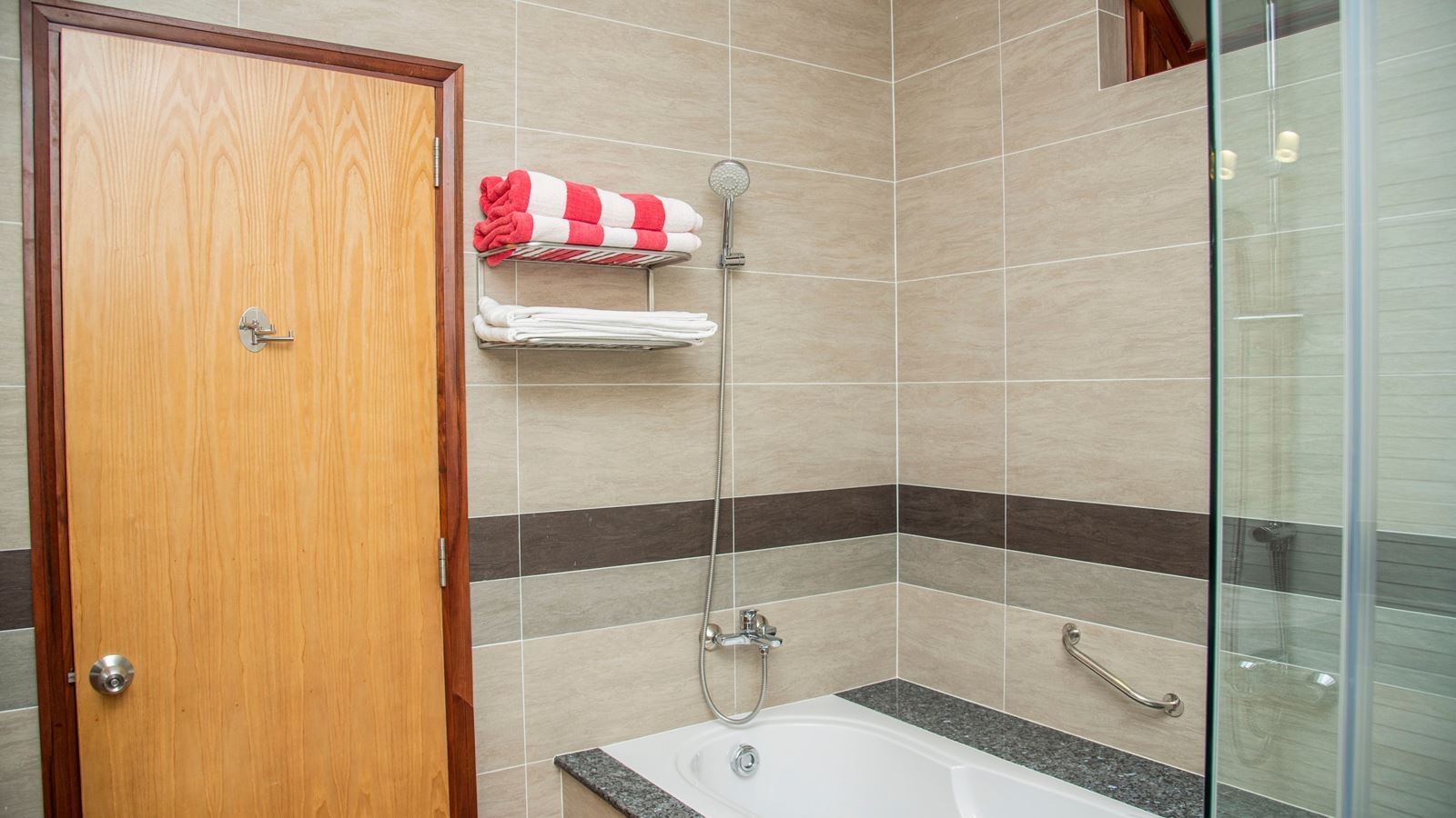 rooms-grand-deluxe-ocean-view