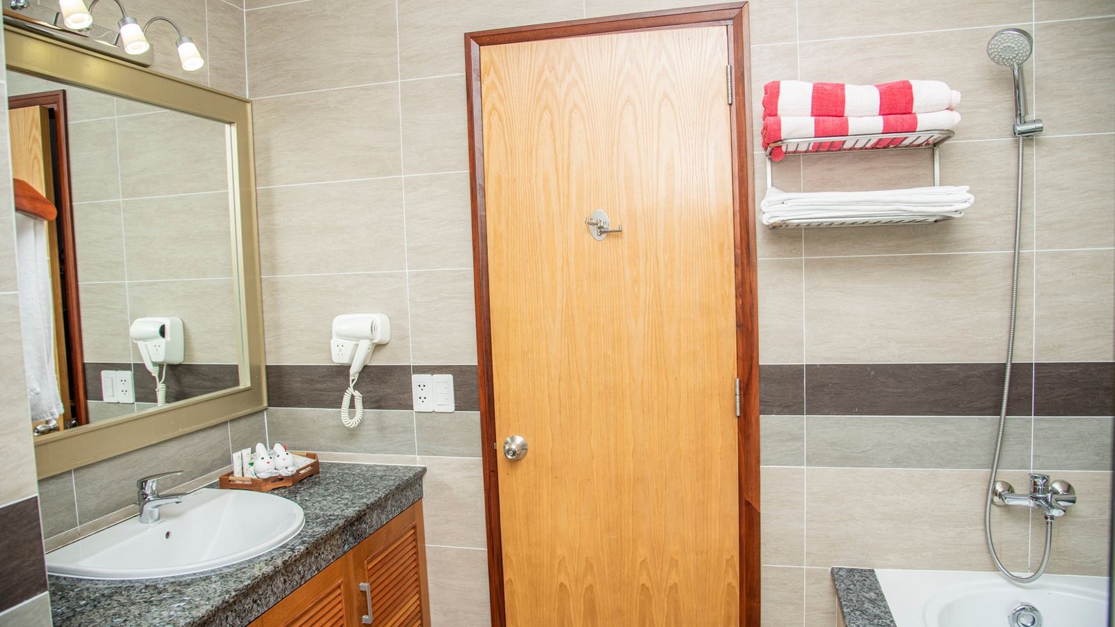 rooms-grand-deluxe-ocean-view-child-without-extra-bed