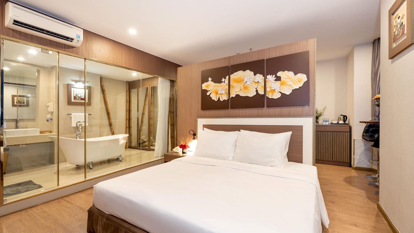 rooms-suite-room