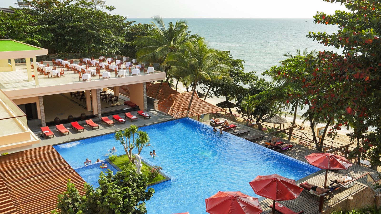 pools-outdoor-pool