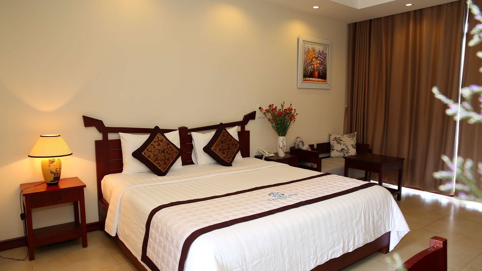 rooms-deluxe-ocean-view-with-balcony-child-without-extra-bed