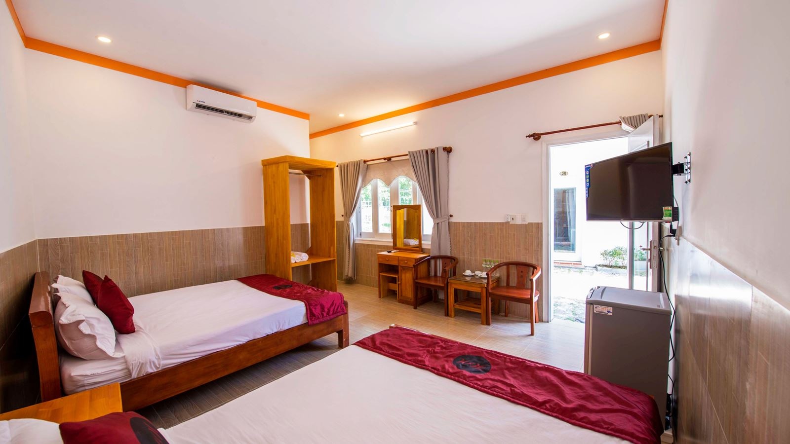 rooms-family-bungalow-garden-view-with-balcony-no-extra-bed