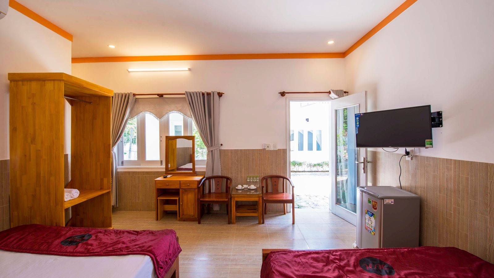 rooms-family-bungalow-garden-view-with-balcony-no-extra-bed