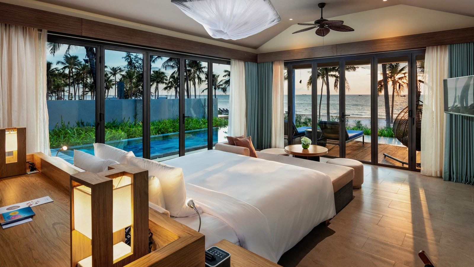 rooms-beachfront-bungalow-with-pool-child-without-extra-bed