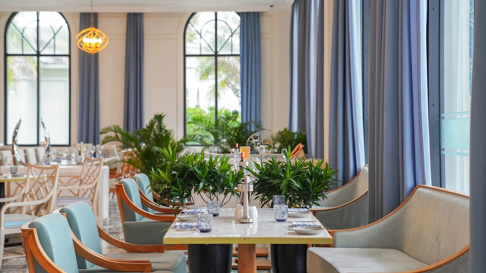 restaurants-cape-nao-1