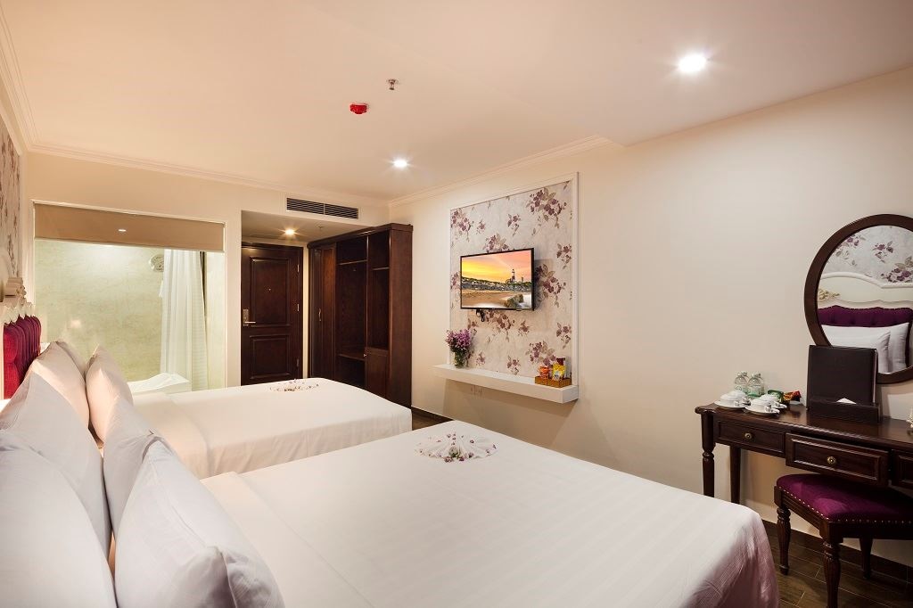 rooms-executive-family-with-balcony-no-extra-bed