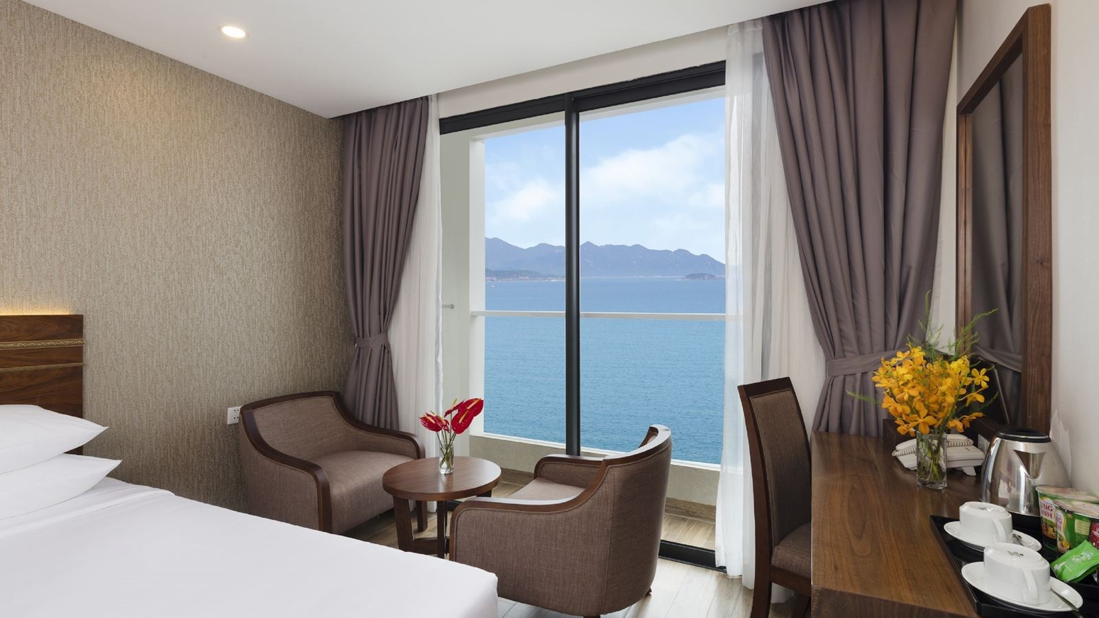 rooms-ocean-view-balcony-executive