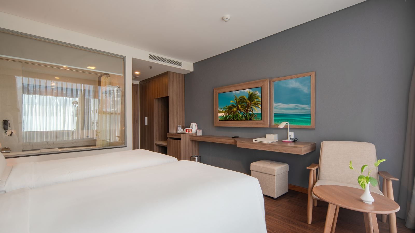 rooms-deluxe-partial-sea-view-child-without-extra-bed