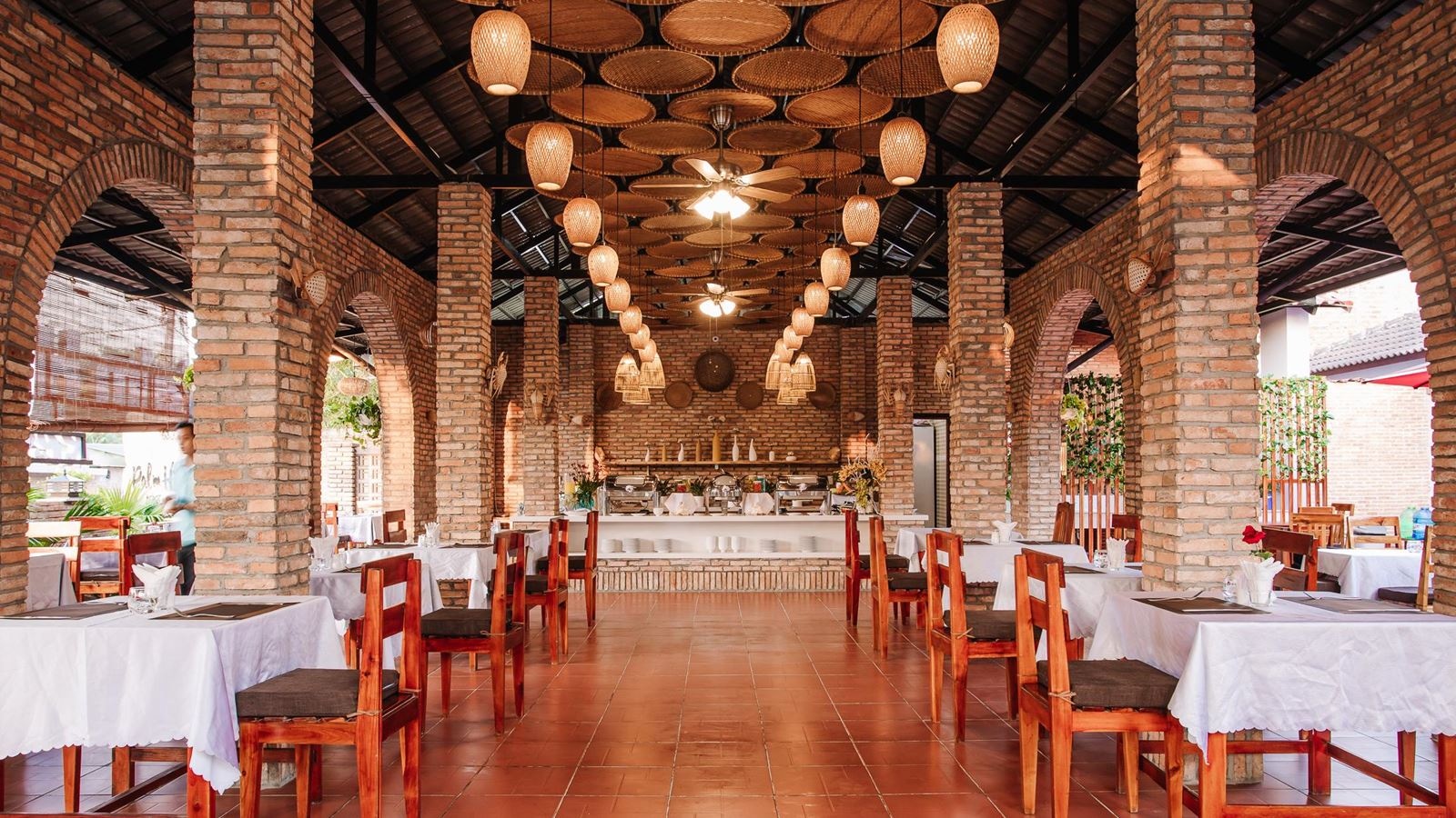 restaurants-main-restaurant
