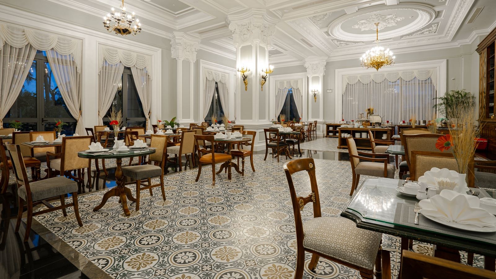 restaurants-restaurants