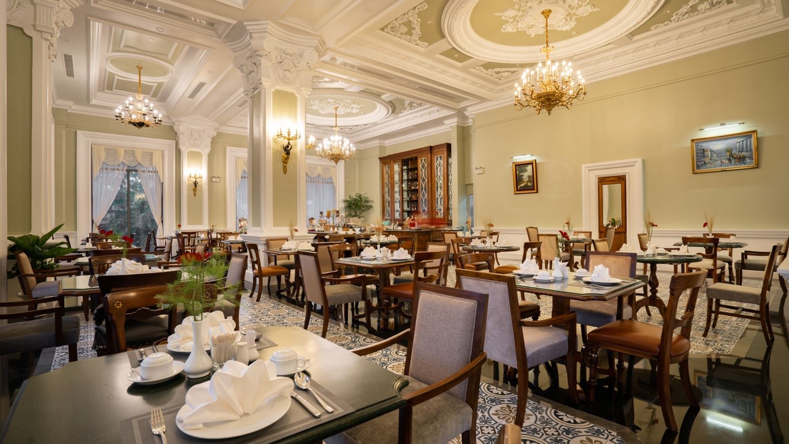 restaurants-avs-restaurant