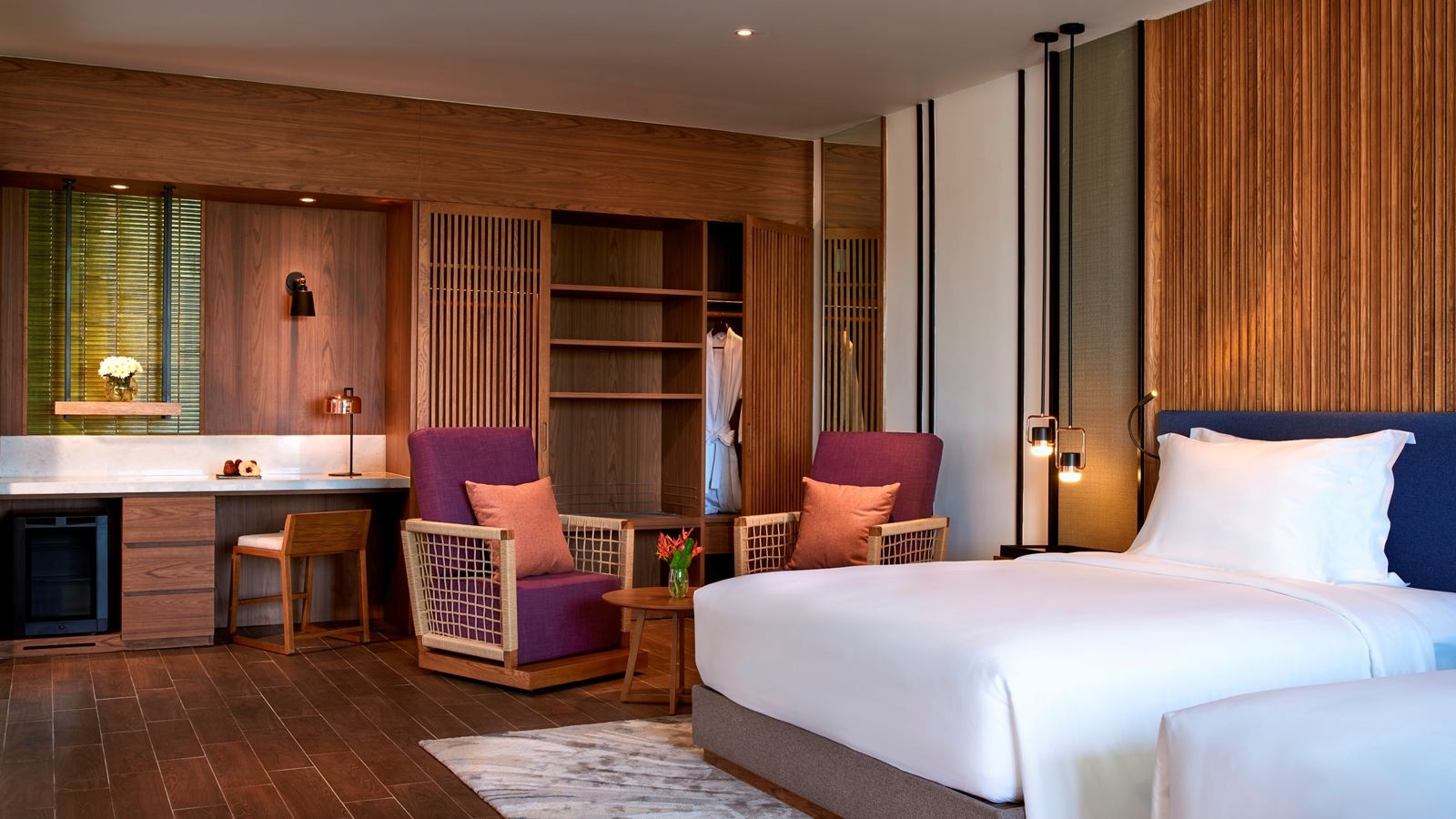 rooms-2-bedroom-interconnecting-family-studio-sea-view