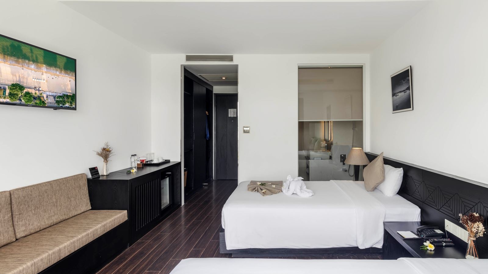rooms-premier-pool-or--river-view