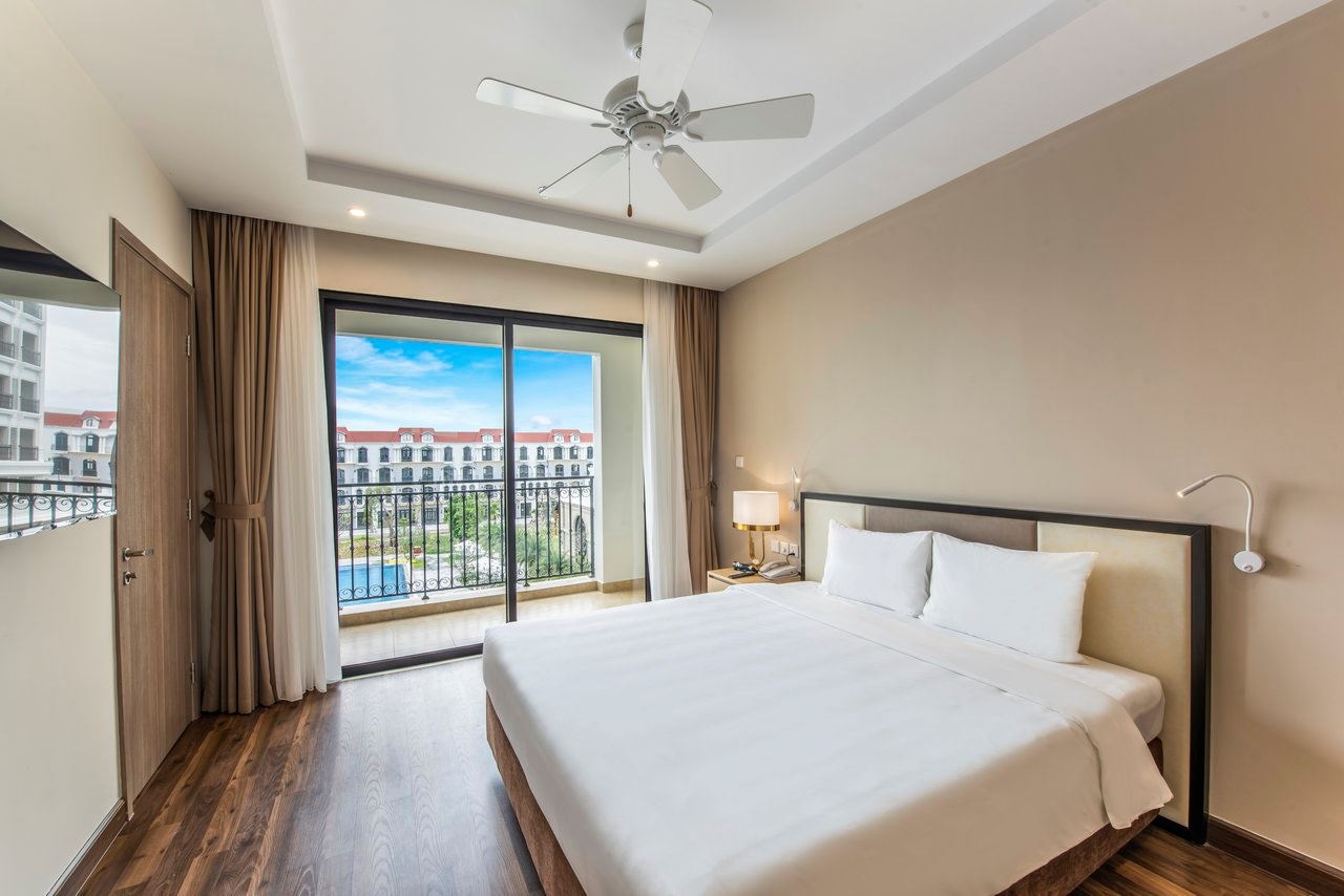 rooms-room-standard-pool-view-child-without-extra-bed