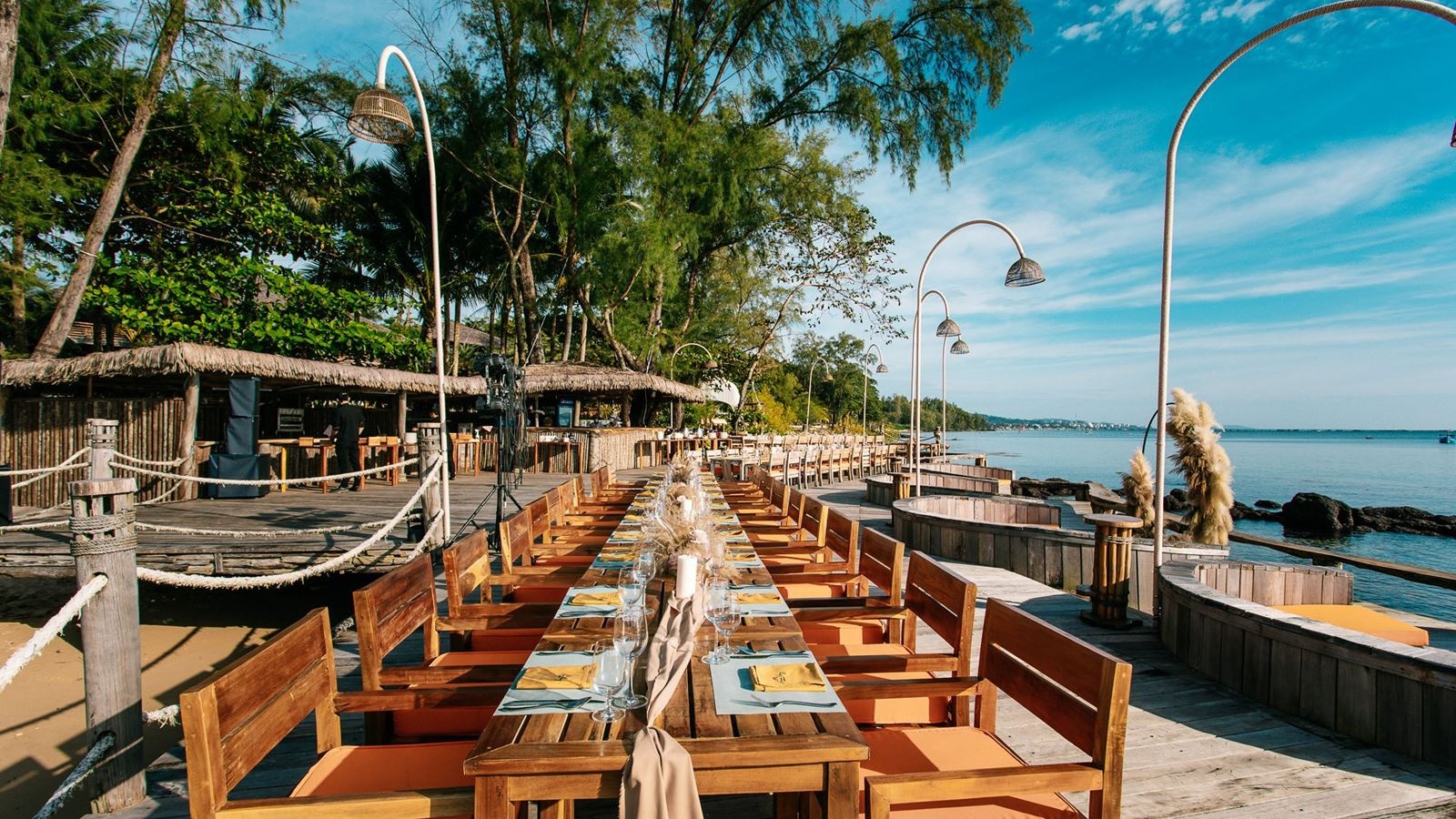 bars-the-haven-beach-club