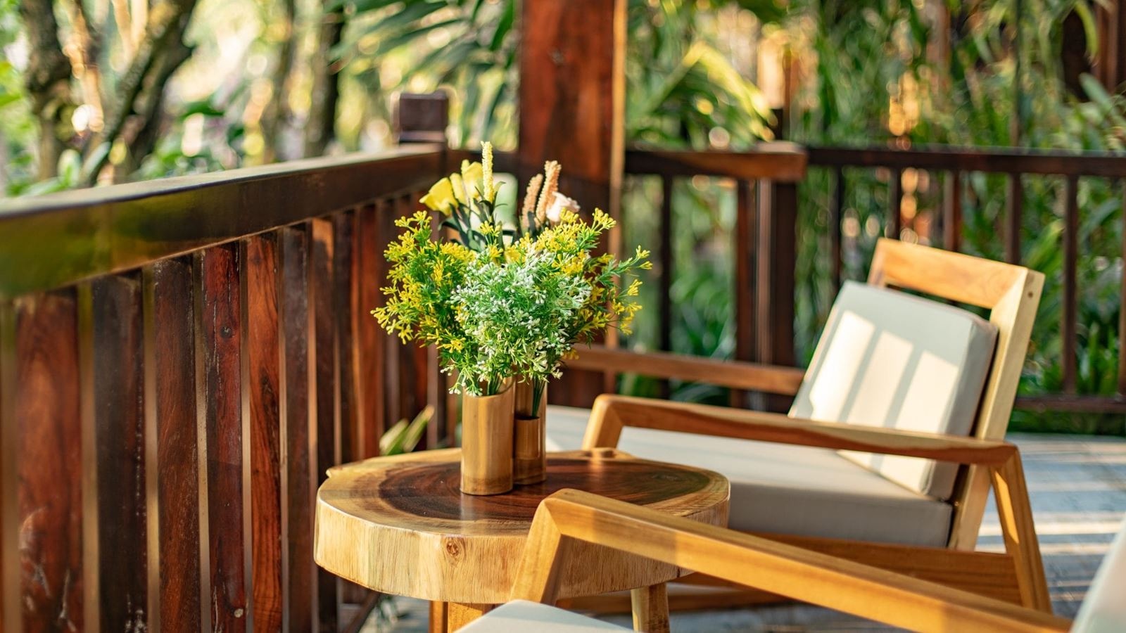 rooms-premium-ocean-breeze-bungalow