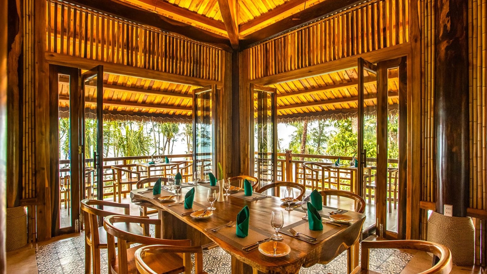 restaurants-tree-house-restaurant