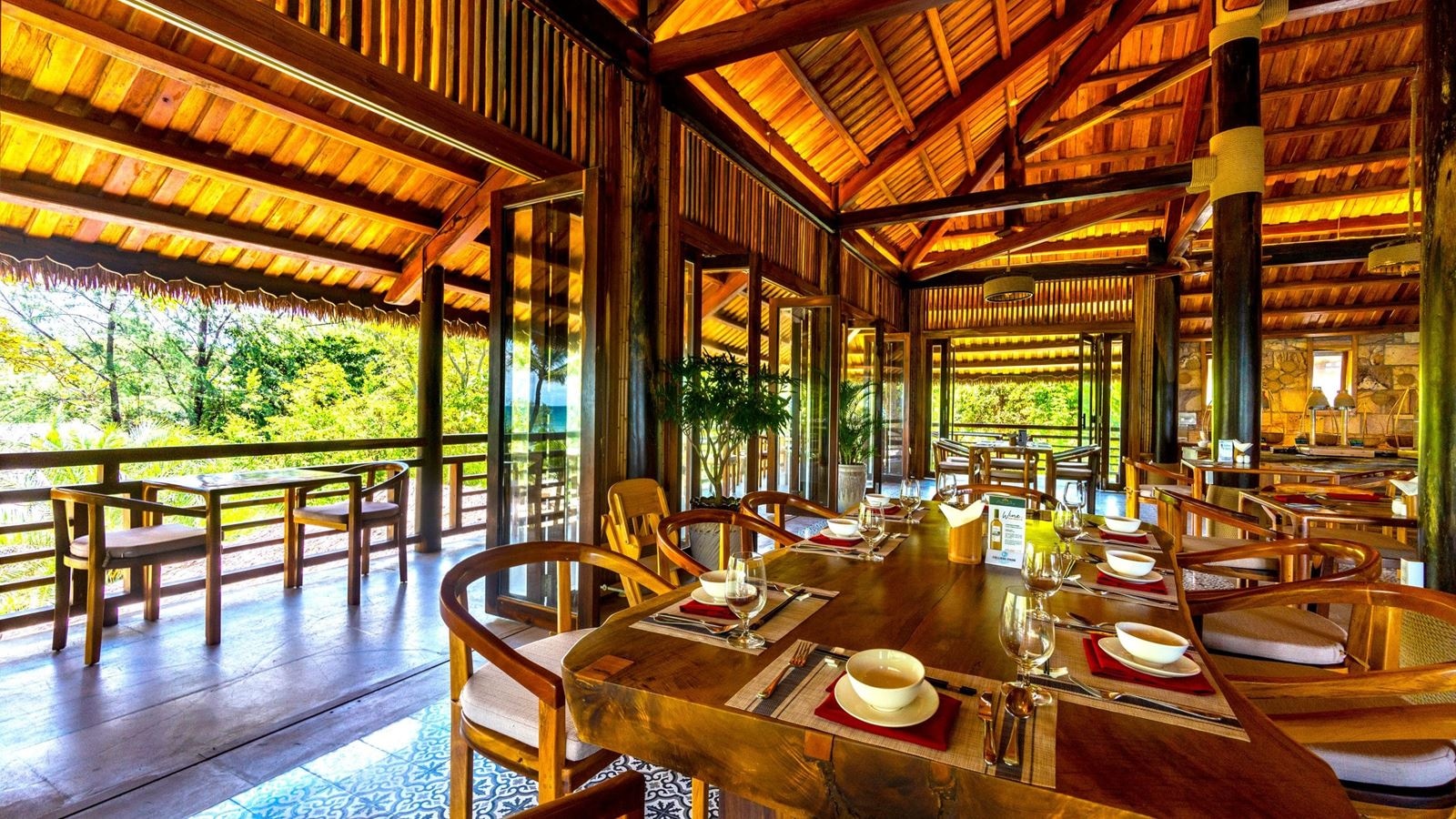 restaurants-tree-house-restaurant