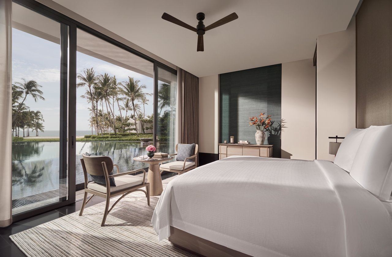rooms-fourbedroom-lagoon-pool-villa