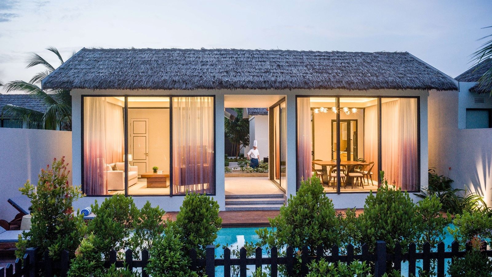 rooms-4bedroom-deluxe-pool-villa-child-without-extra-bed