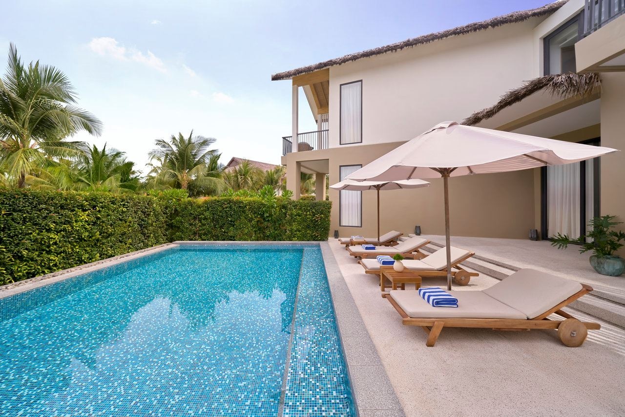 rooms-1bedroom-grand-pool-villa-child-without-extra-bed