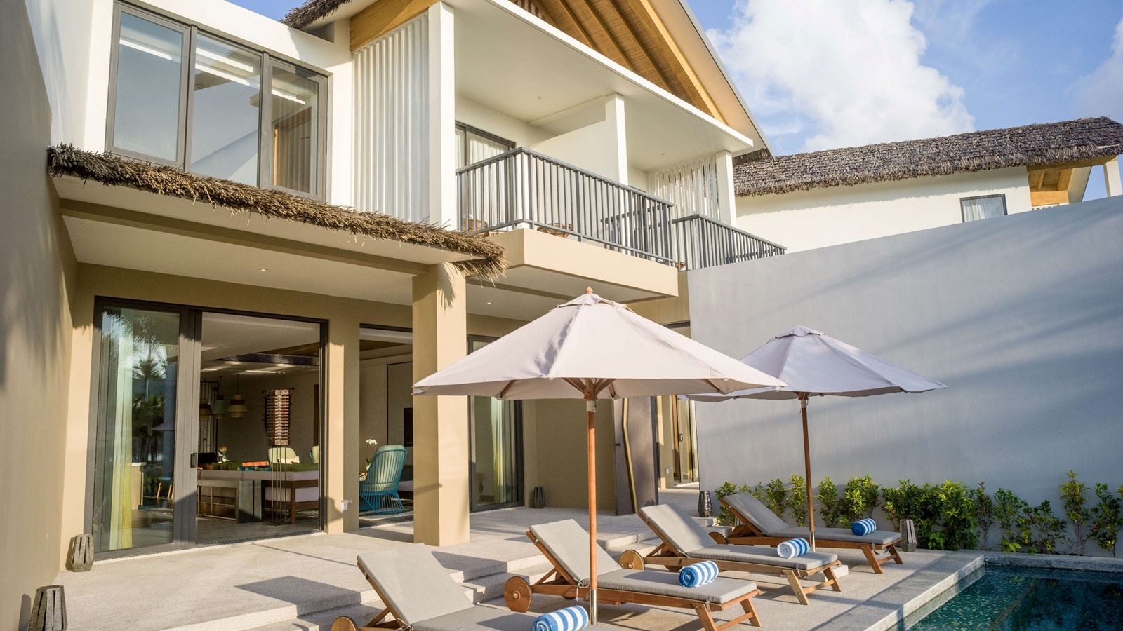 rooms-4bedroom-grand-deluxe-pool-villa-child-without-extra-bed