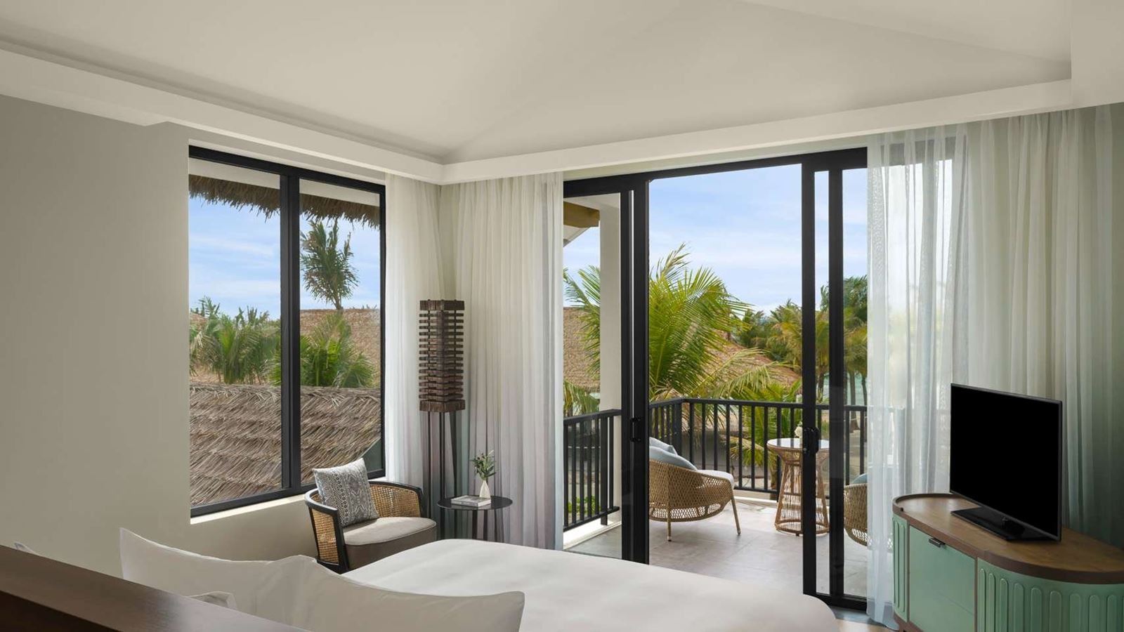 rooms-4bedroom-grand-deluxe-pool-villa-child-without-extra-bed