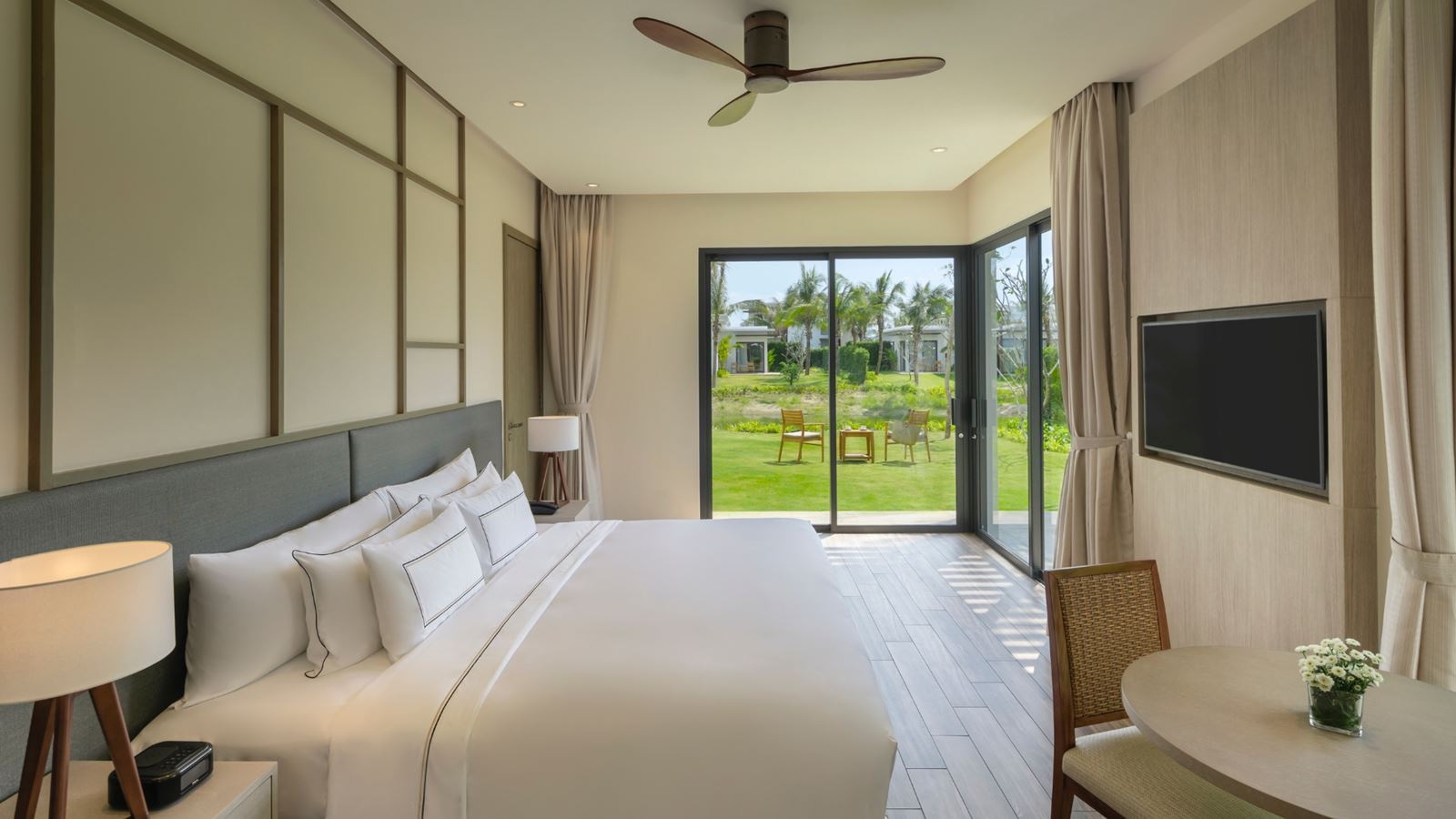 rooms-premium-private-garden