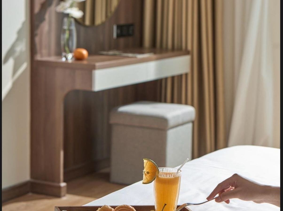 rooms-premier-triple-ocean-view-with-balcony