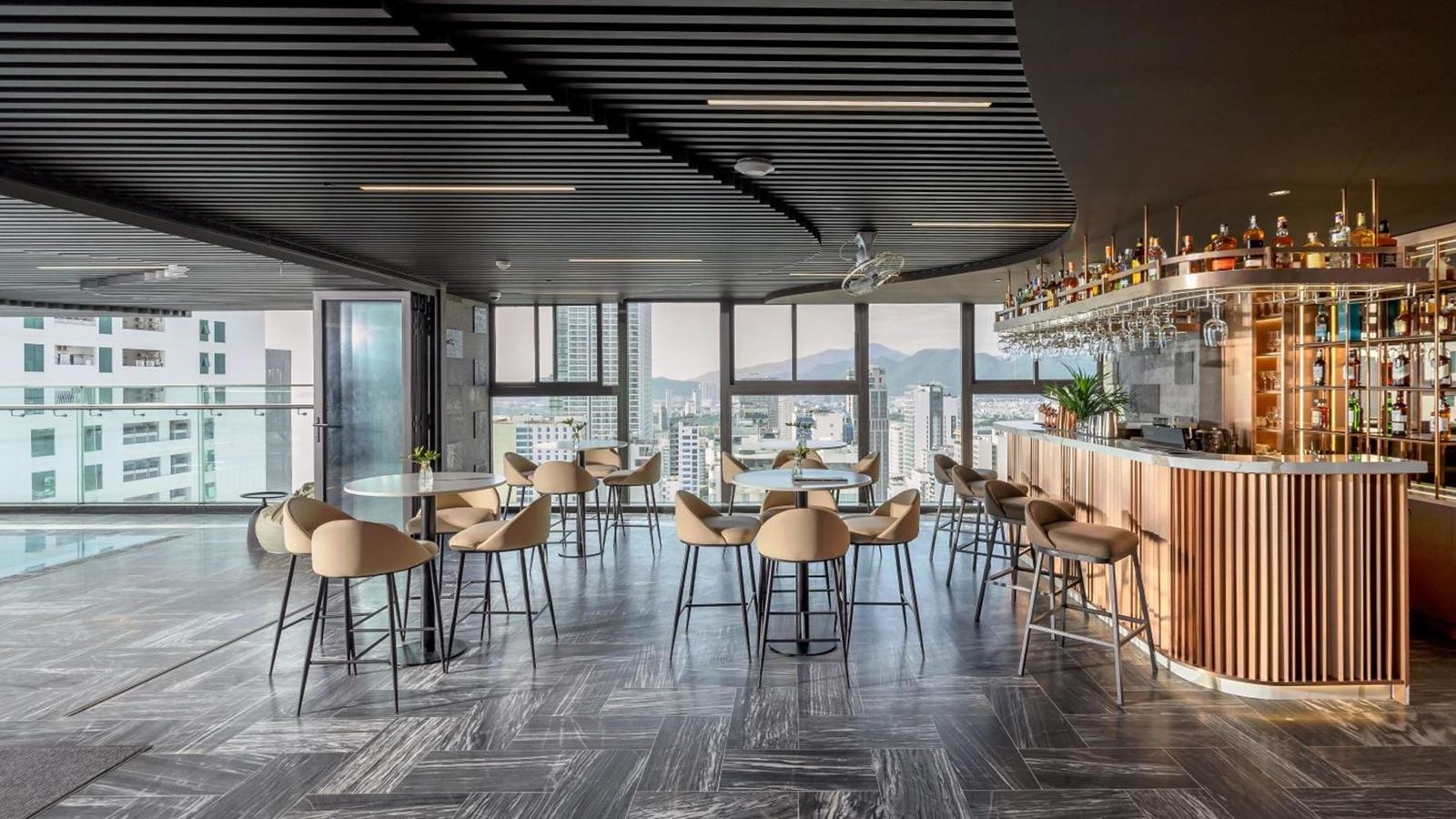 bars-may-sky-bar
